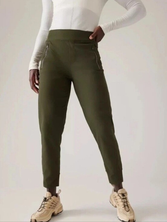 Athleta Pants - Athleta Trekkie North High Rise Jogger Green 0 Petite